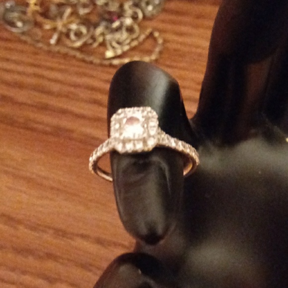 Silver ring - Picture 5 of 8